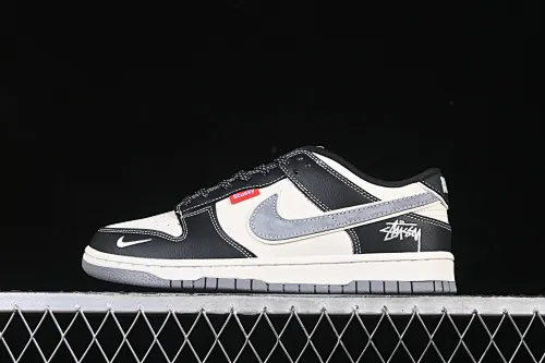 All categories Nk SB Dunk Series Nk SB Dunk Low High-end customized low-top sneakers Nike SB Dunk Low Stusi co-branded Black and White Panda Anniversary high-end customized low-top casual sneakers DN3168-003